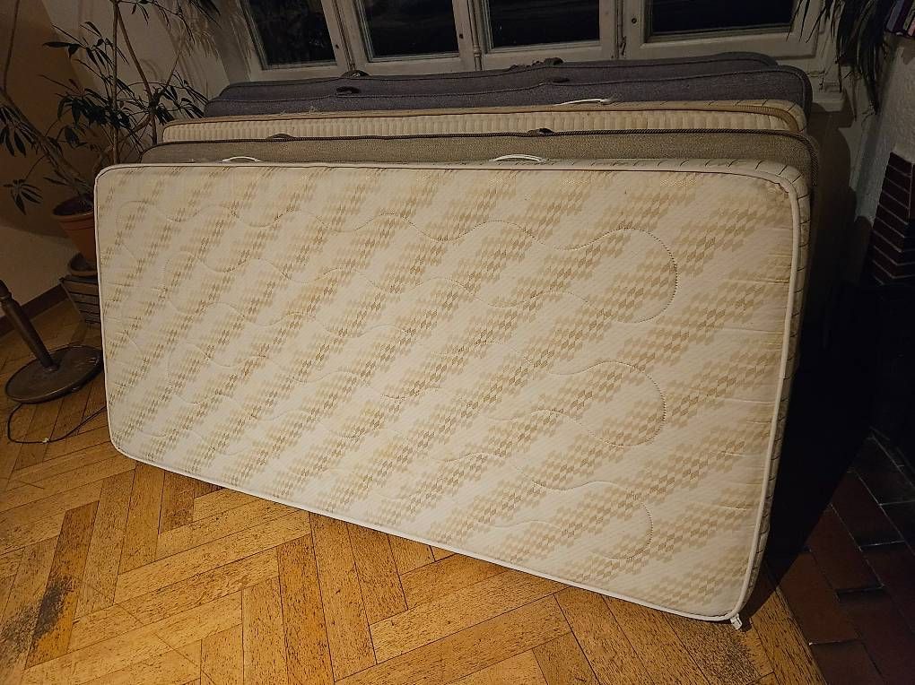 Materassi: Matratze 90cm breit ca. 12-15cm dick – Usato da Zürich venduto da jan_s988