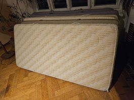 Matratze 90cm breit ca. 12-15cm dick
