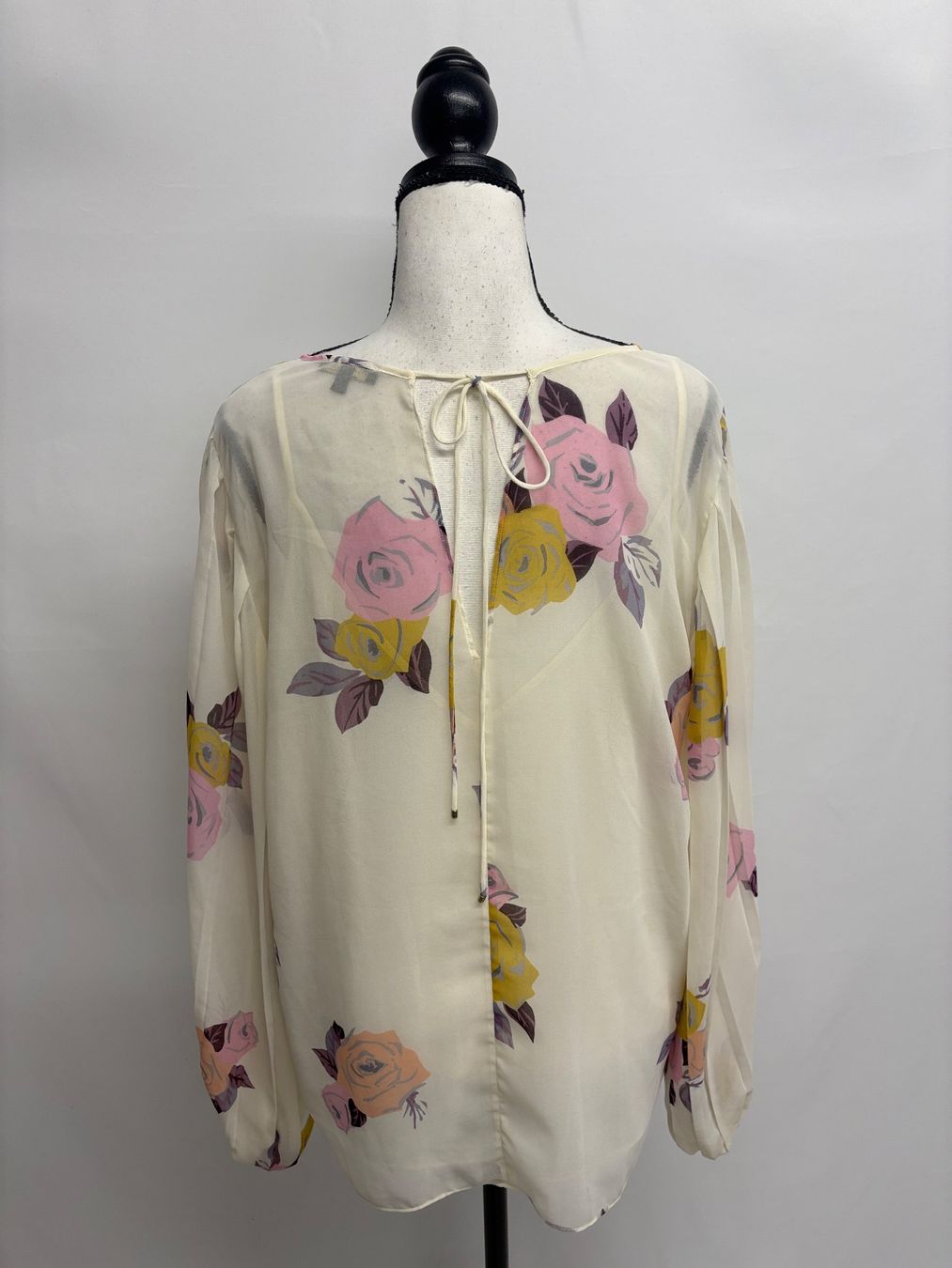Massimo Dutti Camicette: Massimo Dutti Bluse mit Blumenmuster 42 sommerlich creme – Nuovo (secondo la descrizione) da Regensdorf venduto da secondchancefashion 3