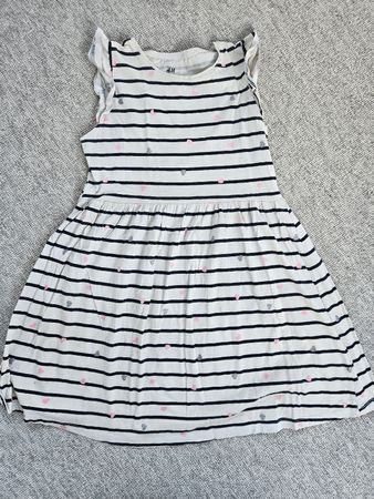 H&M Kleid, Grösse 134/140, gestreift mit Herzen, Sommer