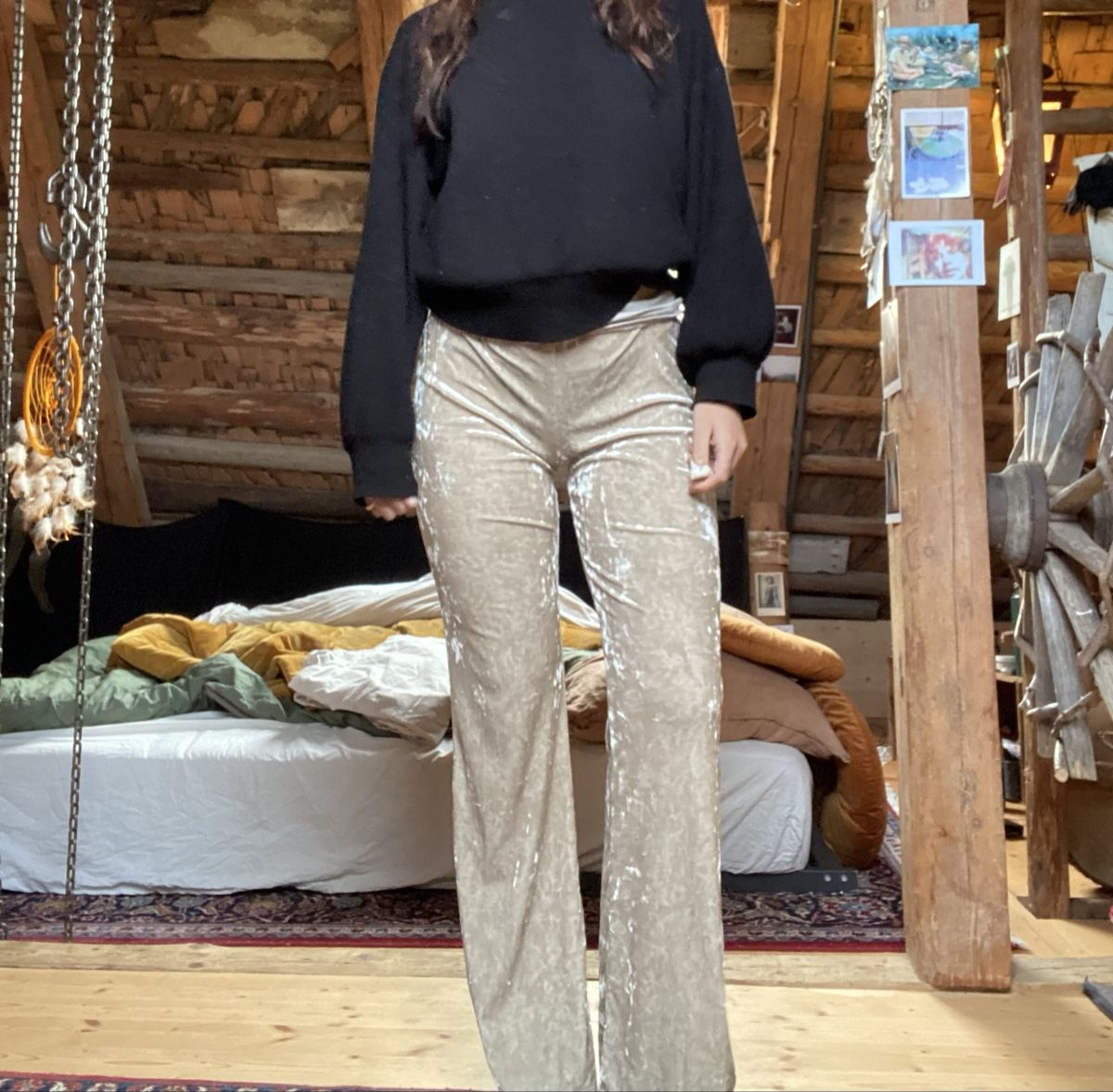 Pantaloni: Weisse Samt Schlaghose – Usato da Rehetobel venduto da Norea69 1