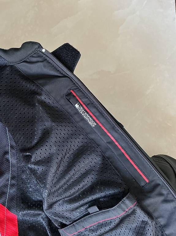 Giacche: Alpinestars Atem v4 taille 52 – Usato da Vandoeuvres venduto da Alex_b92 4