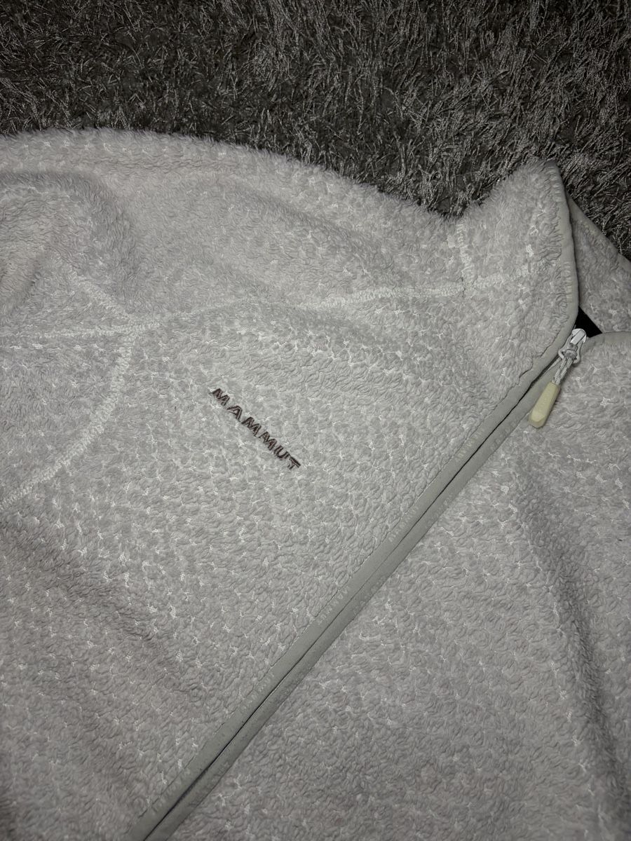 Mammut Giacche: Mammut Fleece Jacket White Full Zip – Nuovo (secondo la descrizione) da Brislach venduto da edu_t6pq 2