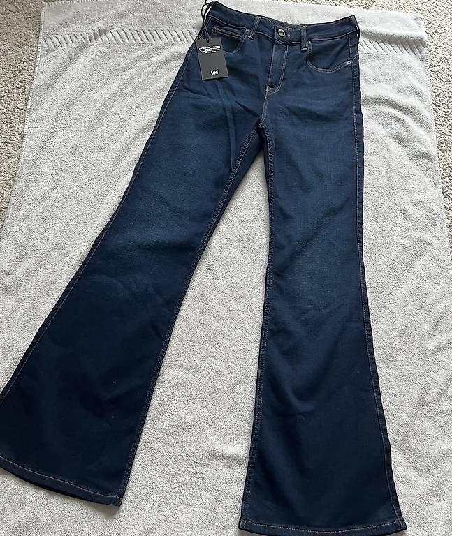 Jeans: Jean Lee – Neuf avec emballage d'origine à Mies par lil_6tnp