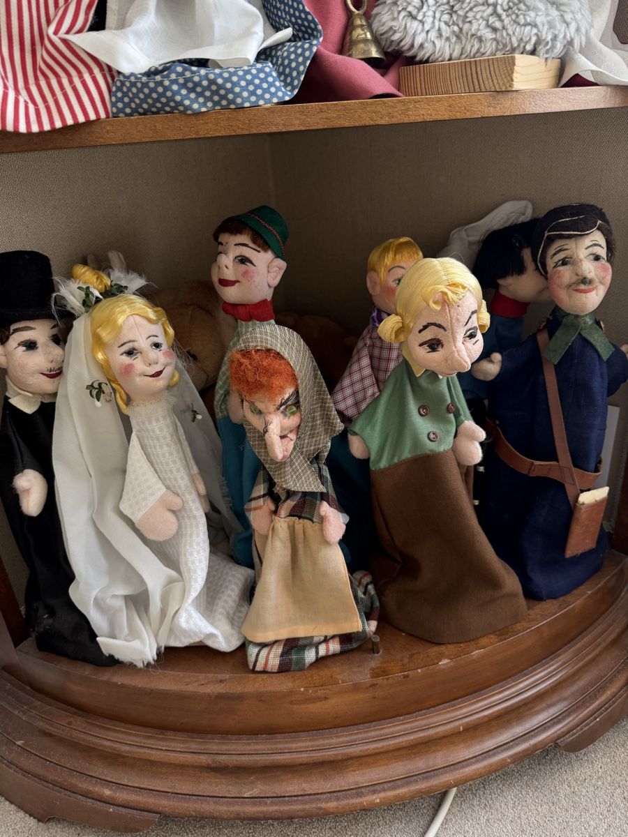 Bambole: 48 Original Dresdner Kasperli Figuren – Nuovo (secondo la descrizione) da Dübendorf venduto da Sumsli 2