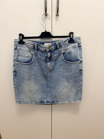 Rich & Royal Jeansrock hellblau Grösse 31 guter Zustand