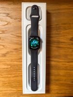 Apple Watch Series 4 - Black Aluminium Case - 44mm