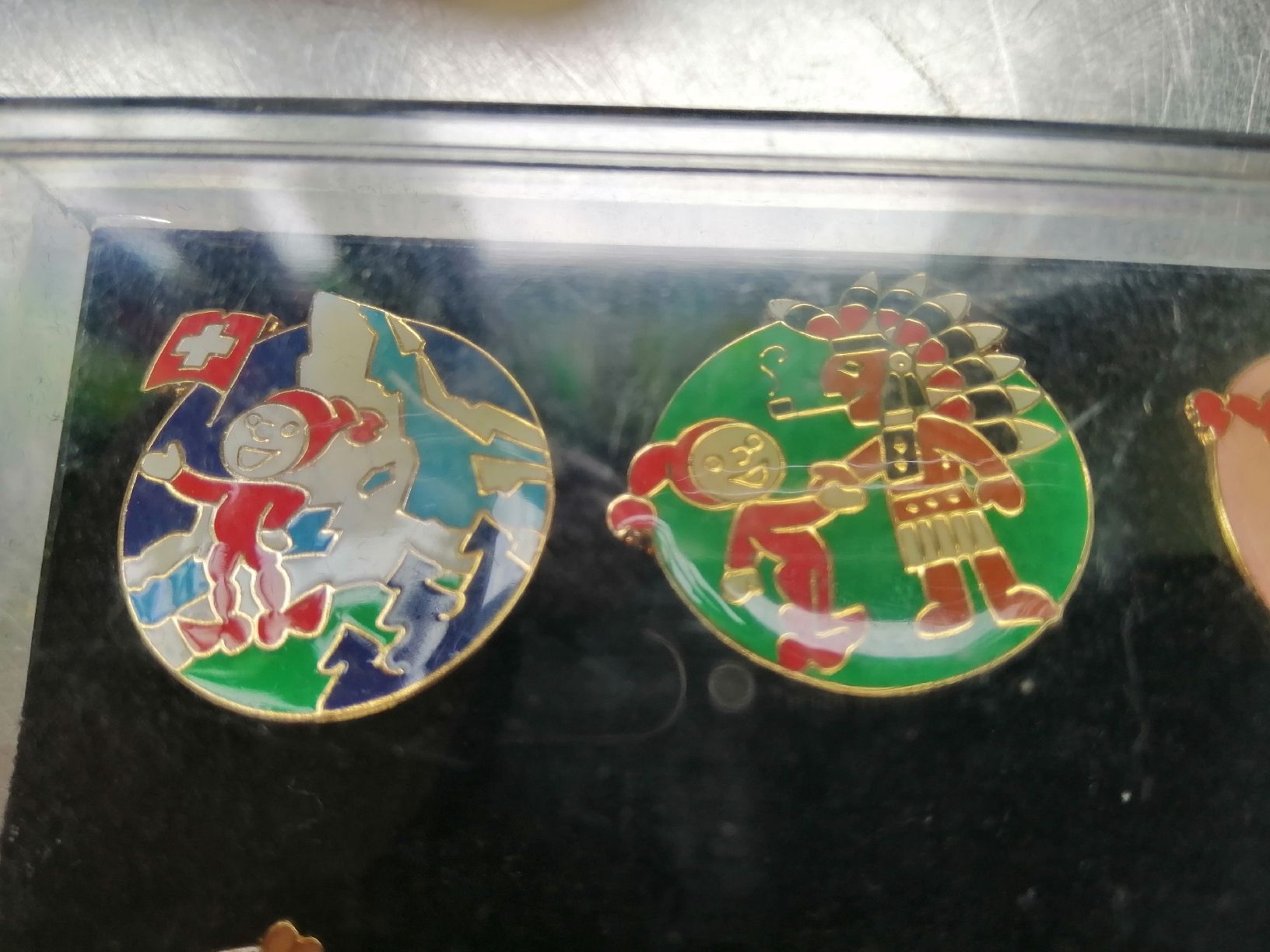 Maggi Placchette & Badge: Pin "Maggi" 6 Stück – Nuovo (secondo la descrizione) da Villmergen venduto da MONCHHICHI 3