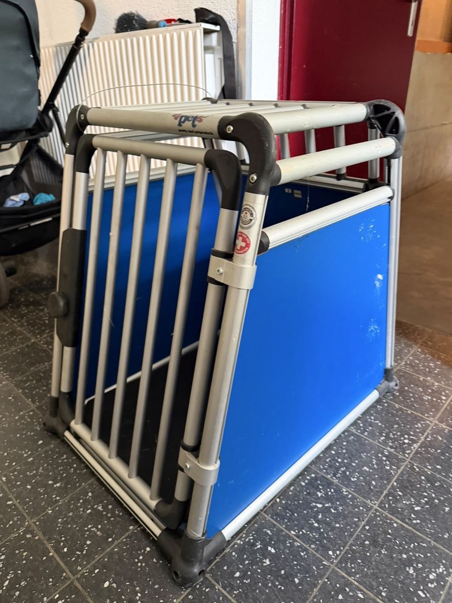 4pets Käfige, Transport & Sicherheit: Hundetransportbox Aluminium Marke Pets – Gebraucht aus Derendingen von B_tune 2