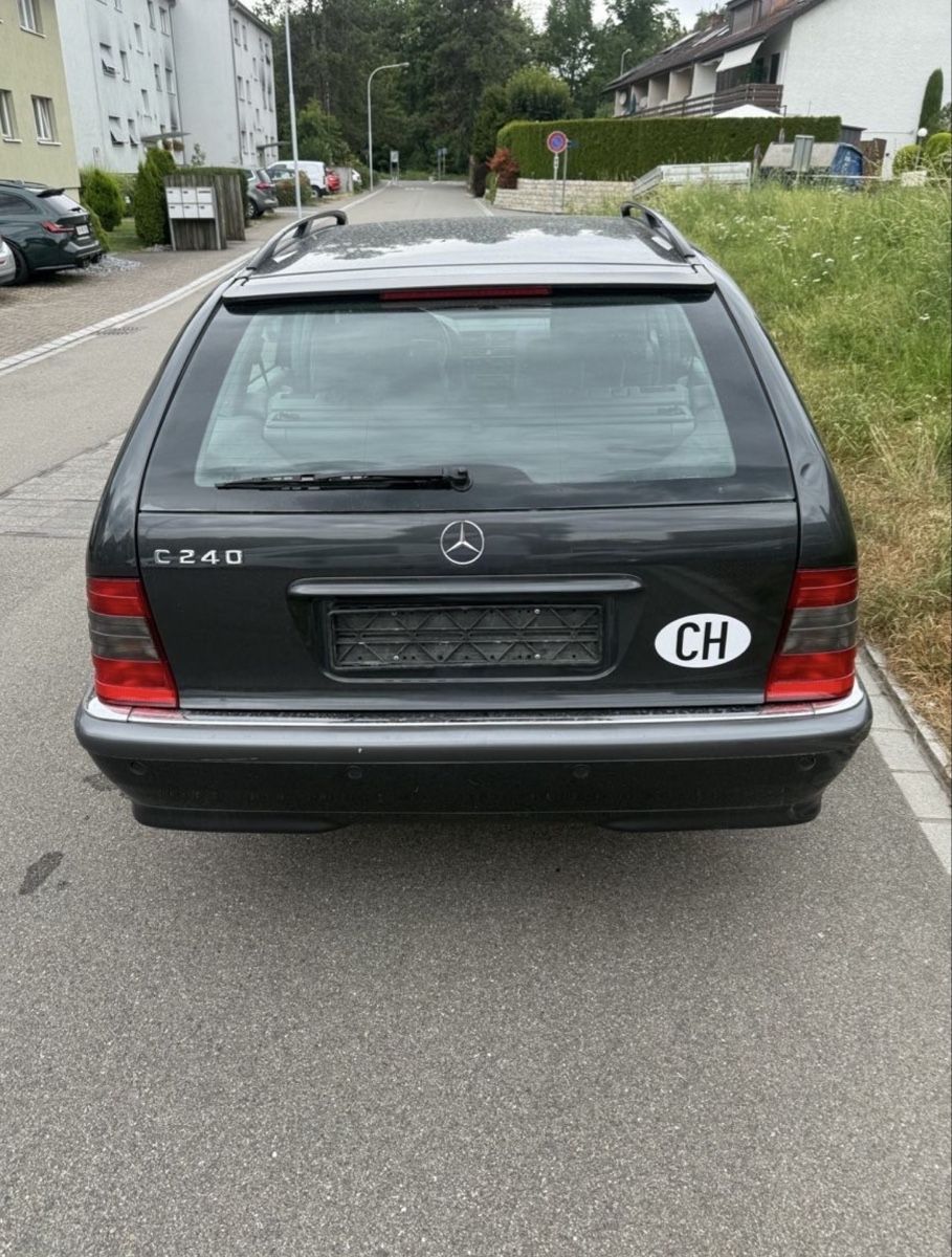 Mercedes-Benz Automobili: Mercedes – Usato da Fahrweid venduto da Meier-2013 2