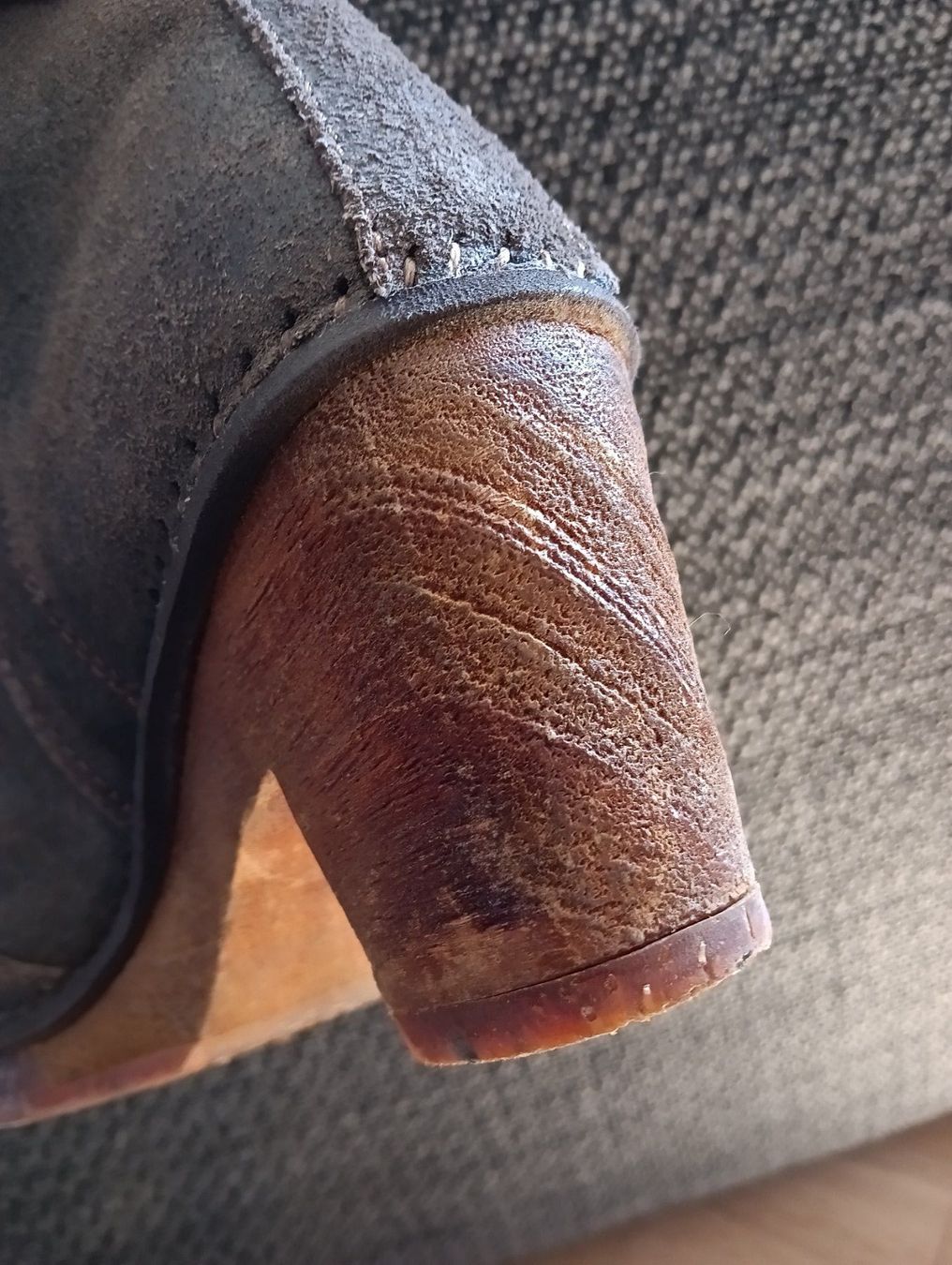 Art Damenschuhe: Bottines Art 38 en daim/talon bois – Gebraucht aus Corsier-sur-Vevey von SnomaS 6