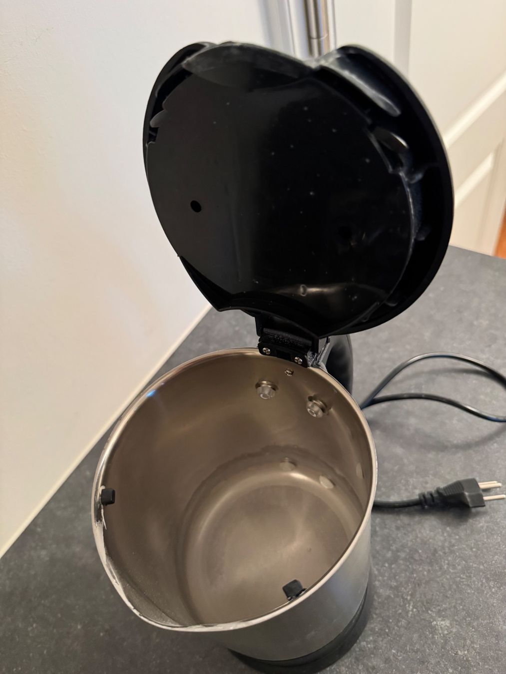 Rotel Wasserkocher: Bouilloire Rotel – Gebraucht aus Zürich von lcg_898x 1