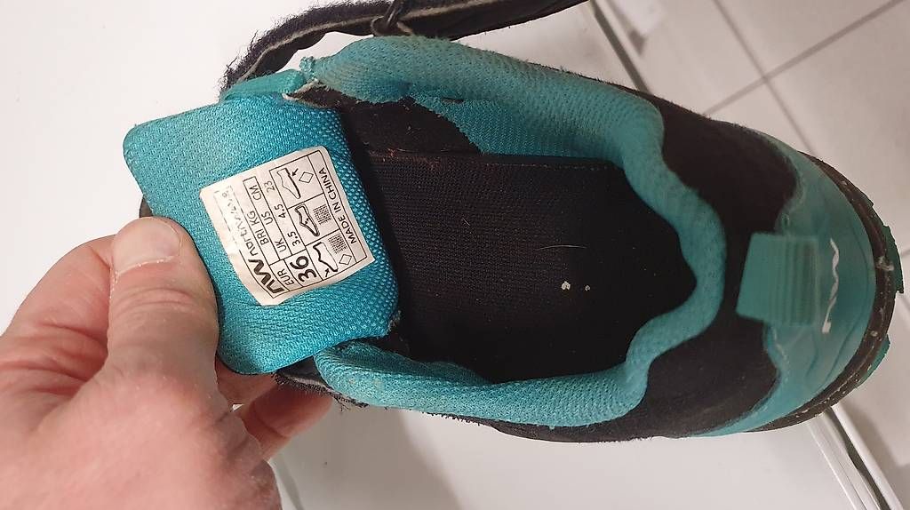 Scarpe da uomo: Scarpe da bici – Usato da Tesserete venduto da mpo_57tg