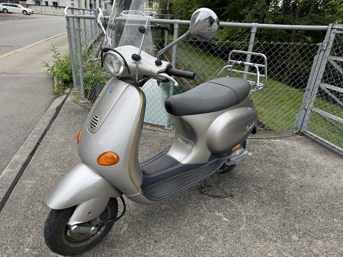 Piaggio Strada: Piaggio Vespa 125 – Usato da Spreitenbach venduto da Schumacher 2