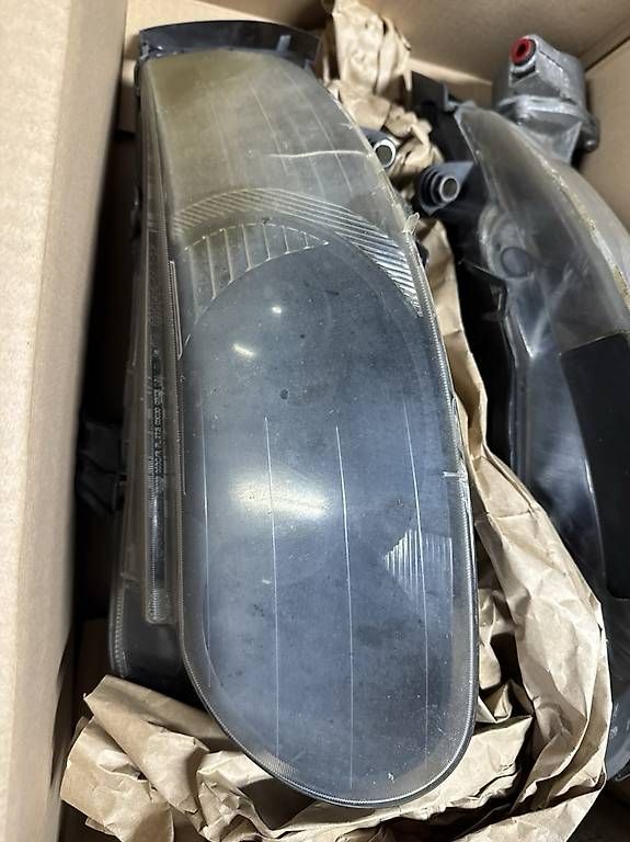 Fari: Saab 9-5 Xenonscheinwerfer  – Usato da Grenchen venduto da Berti672 1