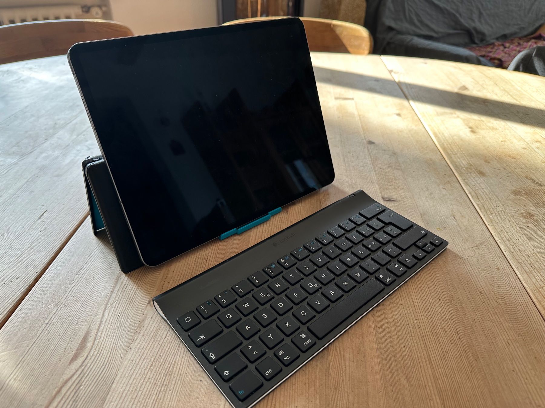 Logitech Tastiere: mobile Tastatur (Bluethooth) – Usato da Grenchen venduto da Shyla1611 3