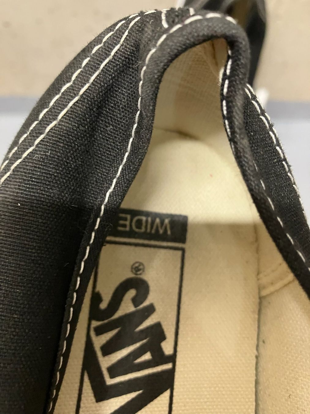 Vans Herrenschuhe: Vans Schuhe Grösse 44 (wide/breit) – Gebraucht aus Zürich von Da_schoefli 1