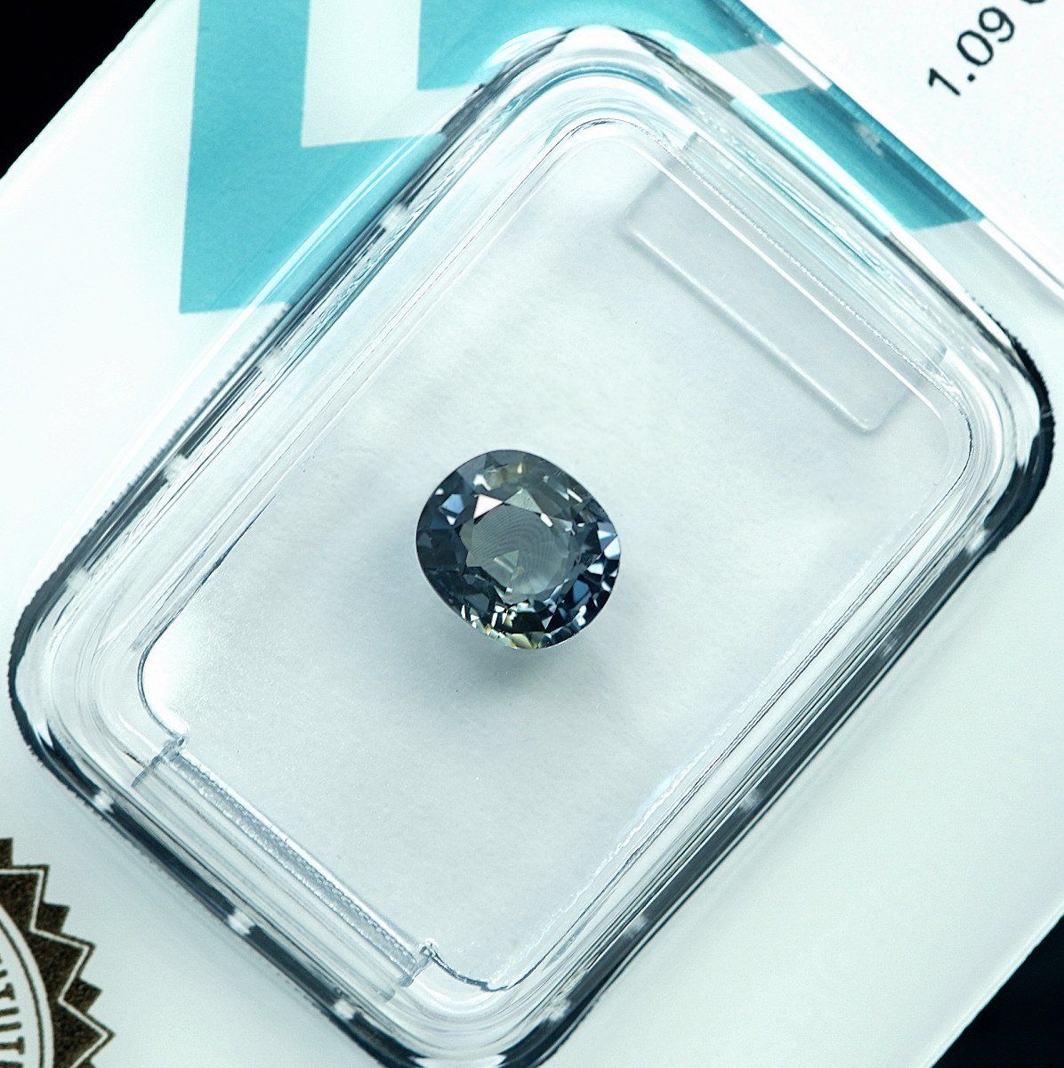 Pietre preziose: Blau, Grün Saphir - 1.09 ct – Nuovo e nell'imballaggio originale da Bad Zurzach venduto da Schaeubli-Group 2