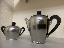 Cafetière et sucrier Alessi