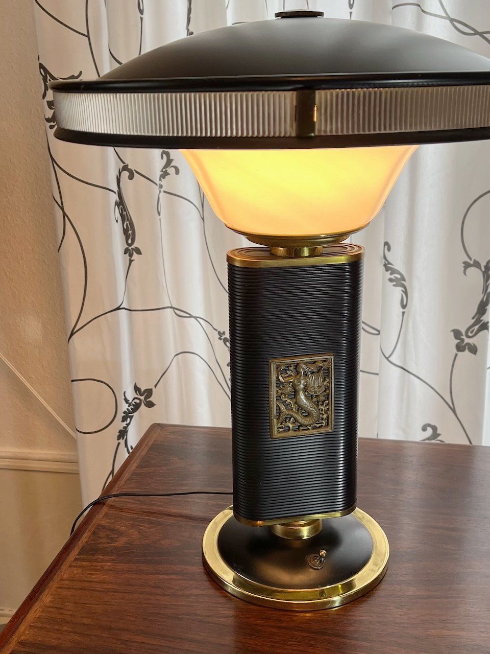 Lampade: Eileen Gray "Mermaid" Lampe – Usato da La Chaux-de-fonds venduto da ploumenec 3