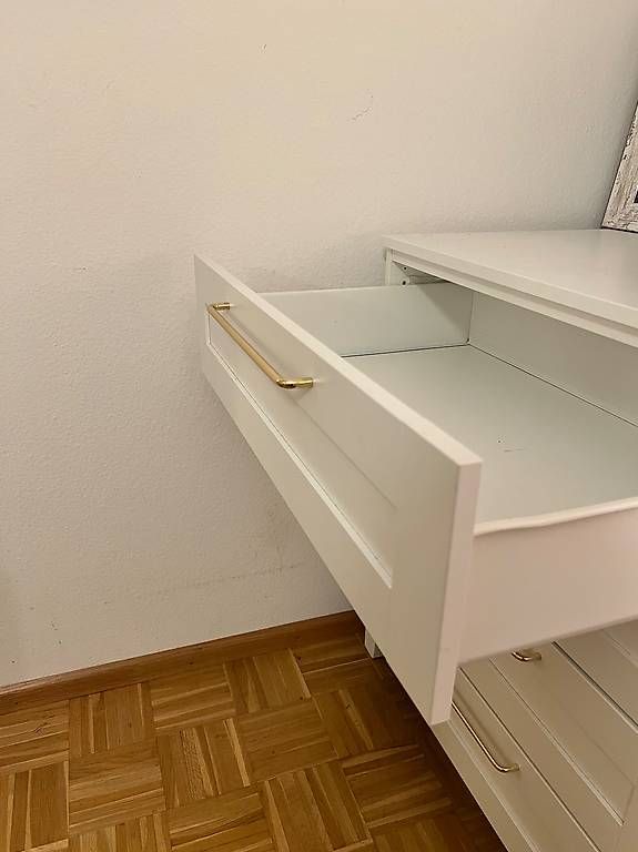 Kommoden: 2 Elegante Schubladen – Gebraucht aus Basel von mas_7m5n 3