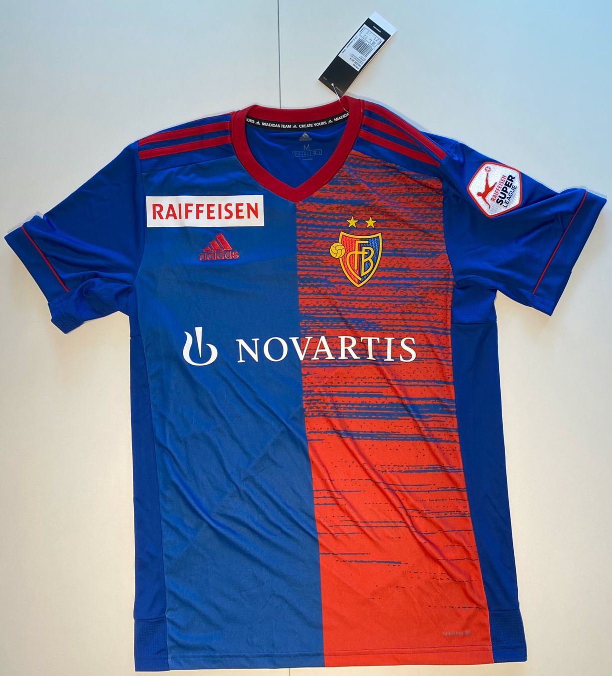Adidas Trikots: FC Basel Trikot unterschrieben - Grösse M – Neu und originalverpackt aus Engelburg von