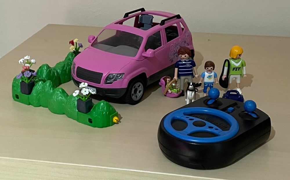 Playmobil pinkiges Auto Kaufen auf Ricardo