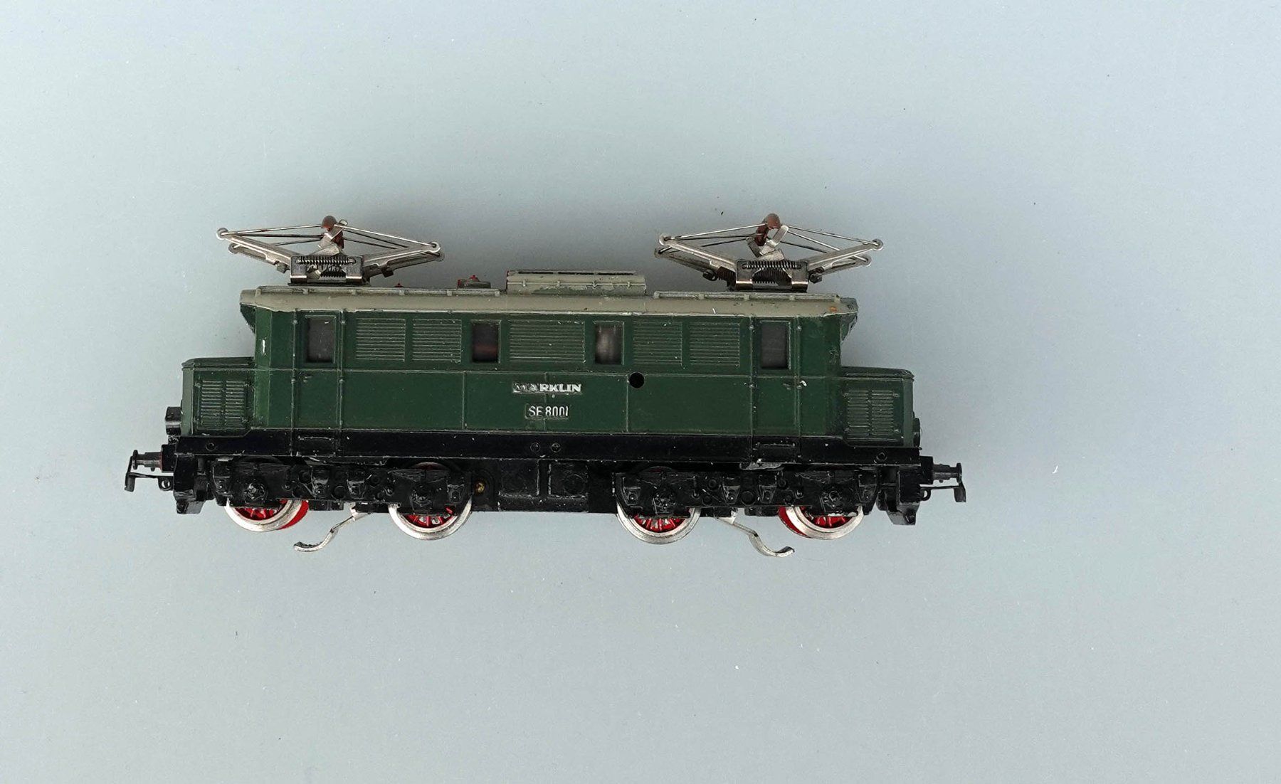 Märklin Modellini di ferrovie: Märklin SE 800 20V, H0 WS analog – Usato da Niederglatt ZH venduto da bego8172 4