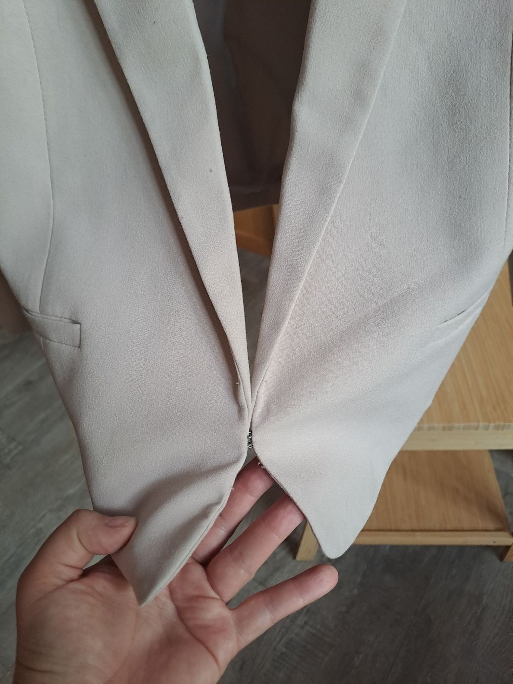 H&M Giacche: Blazer H&M Grösse 44  – Usato da Rickenbach LU venduto da bishiida 3