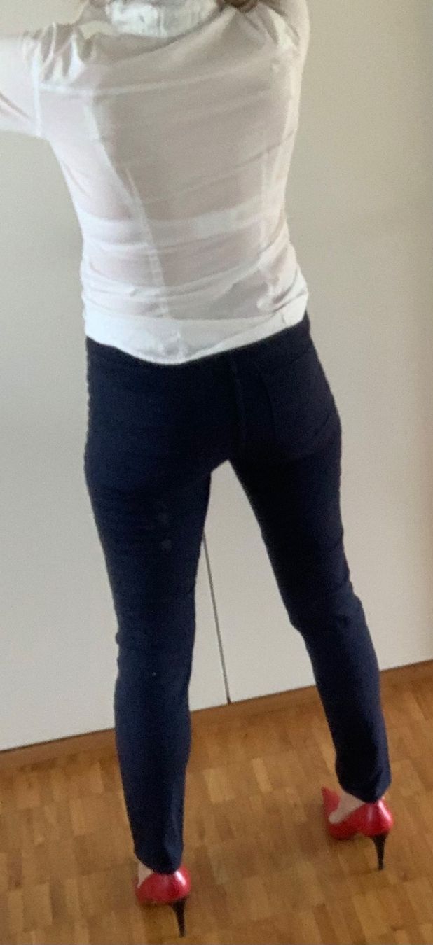 Jeans: JEANS Dunkelbau Grösse 38 – Nuovo (secondo la descrizione) da Adliswil venduto da Jessik0 1