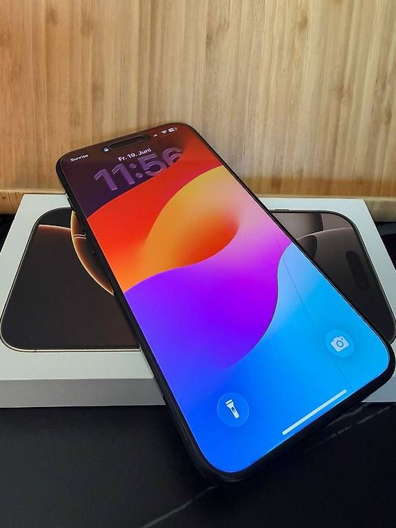 Handys / Smartphones: Iphone 15 pro max 512 gb – Gebraucht aus Basel von Geboten 2