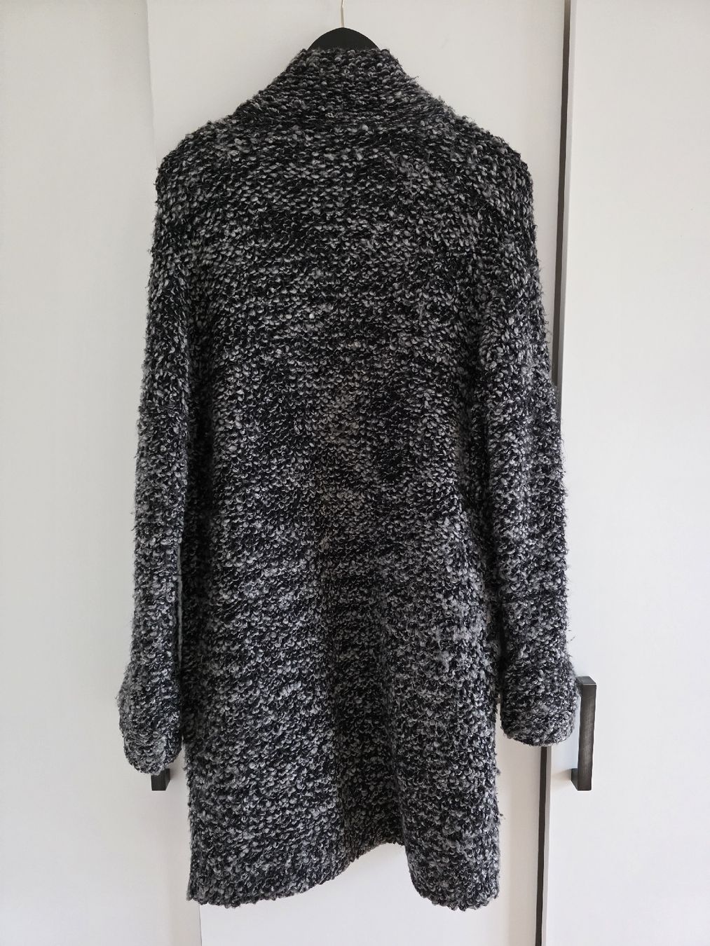 Repeat Cappotti: Damen Strickjacke Repeat Silver Edition, Grösse M – Usato da Bad Ragaz venduto da ram_d9wq 1