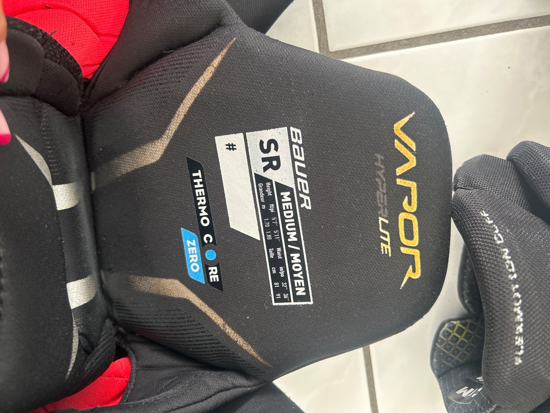 Bauer Protezioni & Imbottiture: Eishockey-Ausrüstung – Usato da Hergiswil NW venduto da ale_cpw2 4