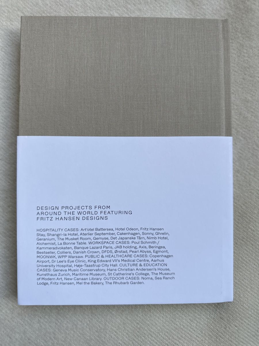 Bücher: Fritz Hansen - A World of Inviting Design – Neu und originalverpackt aus Bern von schnupka 1
