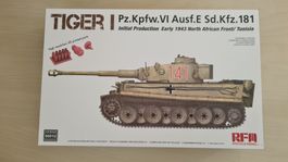 1:35 Tiger I initial African Front Tunisia - RFM 5001U