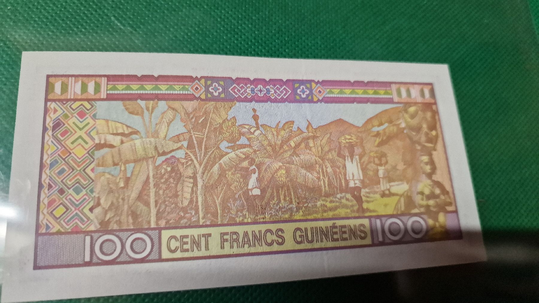 Banconote: Banknote Repúblique de Guinée 1960 – Nuovo e nell'imballaggio originale da Herisau venduto da Antiques.AR 1