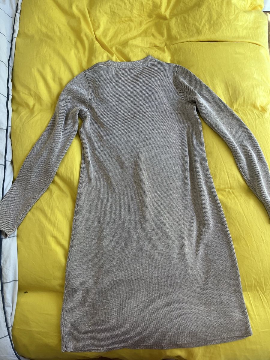 Cos Robes: Robe COS metallic taille XS état neuf – D'occasion à Zürich par Noemie1994 1