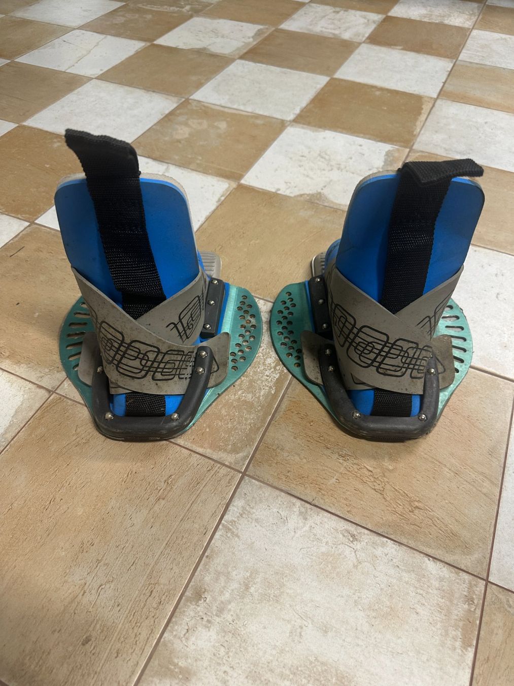 Chaussures hommes: Wakeboard-Schuhe Liquide force – D'occasion à Fraubrunnen par hau_yz86 1