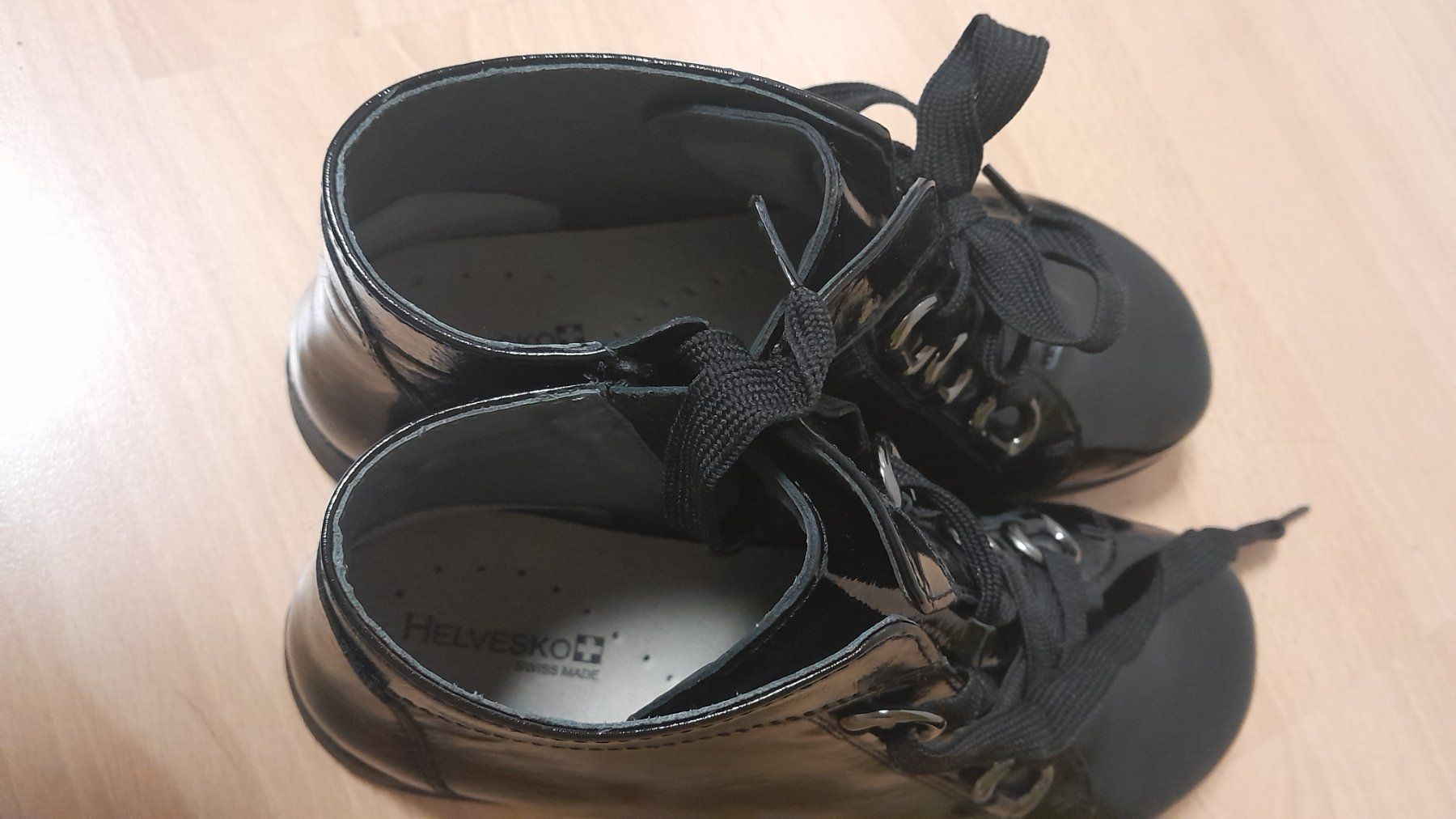 Helvesko Scarpe da donna: HELVESKO  **NEUE **Extrabreit Größe 39 – Nuovo e nell'imballaggio originale da regensdorf venduto da nacobra 3