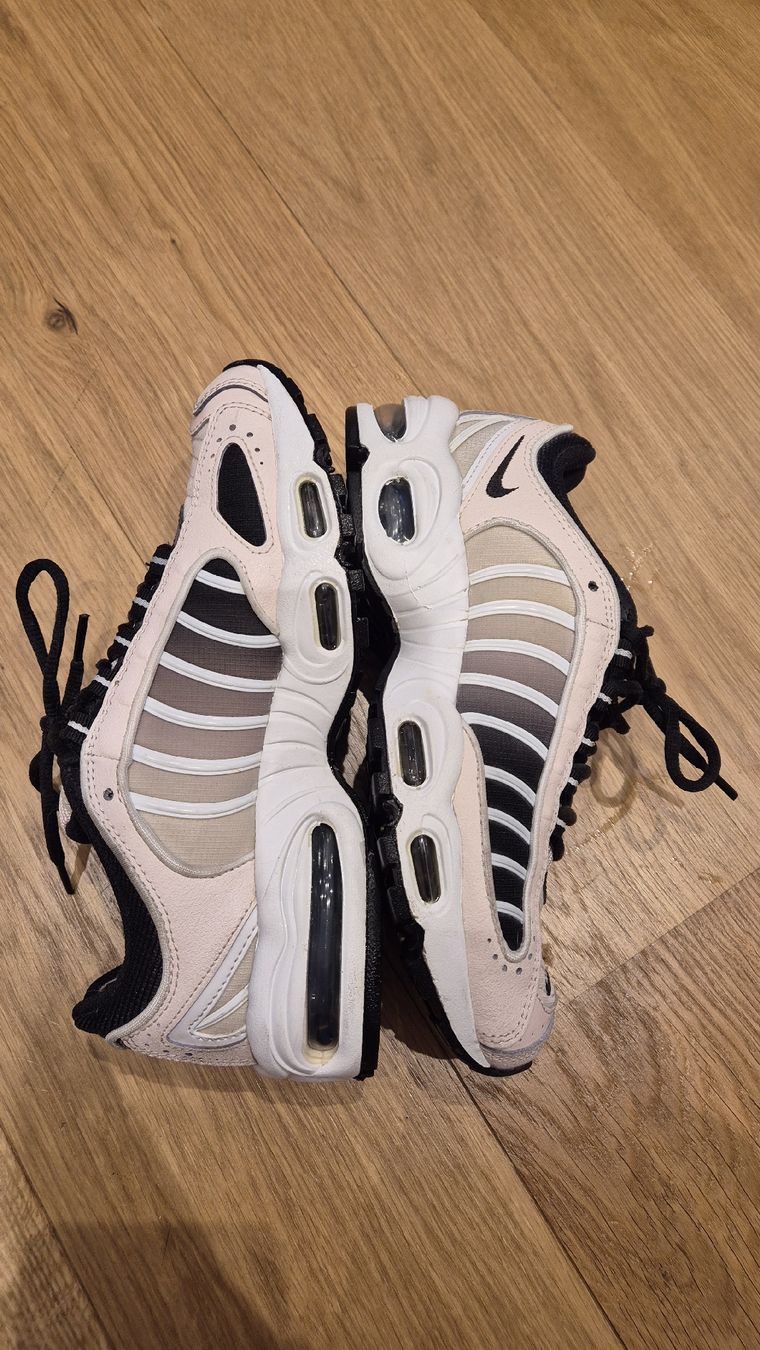 Nike Scarpe da donna: Nike Airmax Tailwind 4 - light Pink – Usato da Wädenswil venduto da spe_2y9h 1