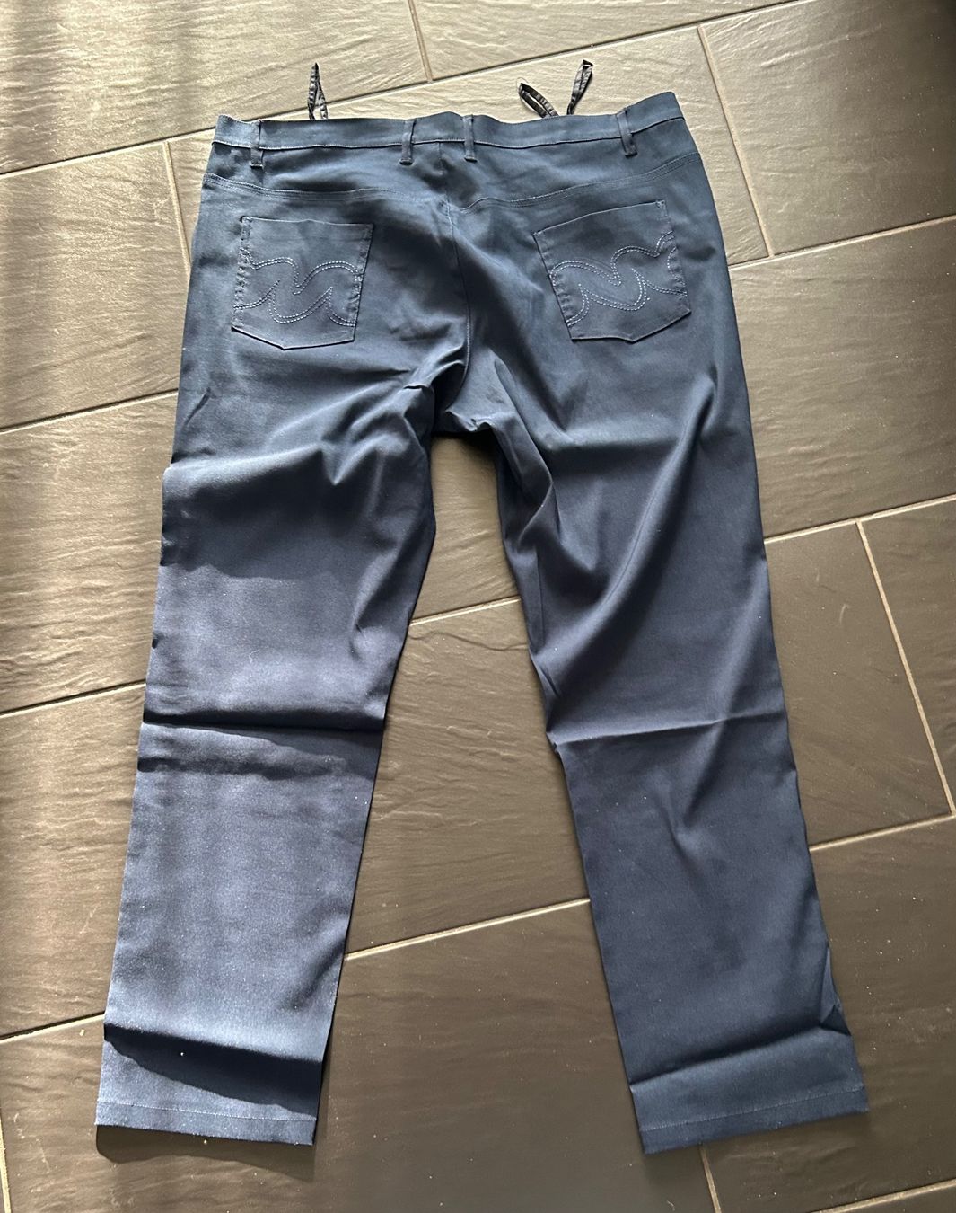 Pantaloni: Dunkelblaue Bengalin Hose Gr. 50 – Usato da Bassersdorf venduto da Shelby70 1