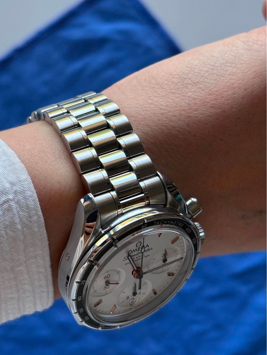 Omega Montres: Omega Speedmaster White Dial 38mm – D'occasion à Lausanne par Afaq 2