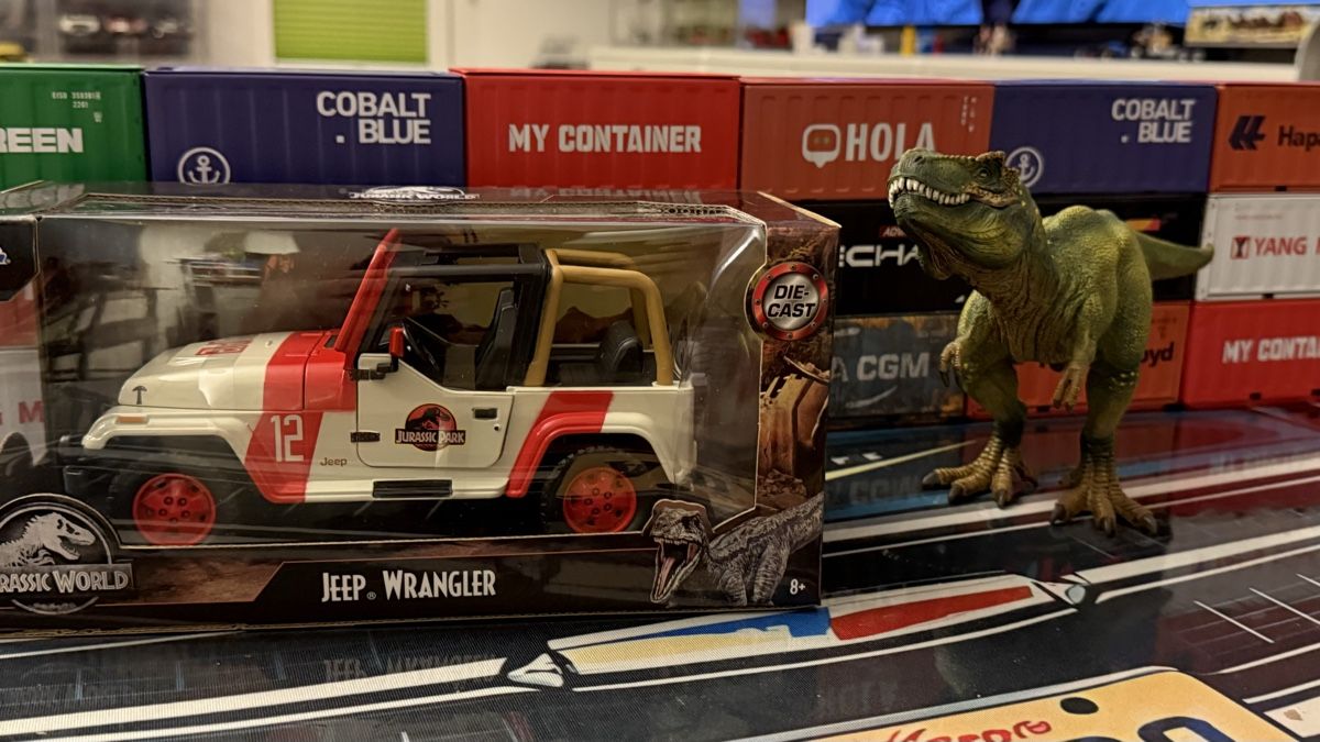 Jeep Modellini d'auto: Jurassic World Jeep Wrangler – Nuovo e nell'imballaggio originale da Basel venduto da Zomeg 9