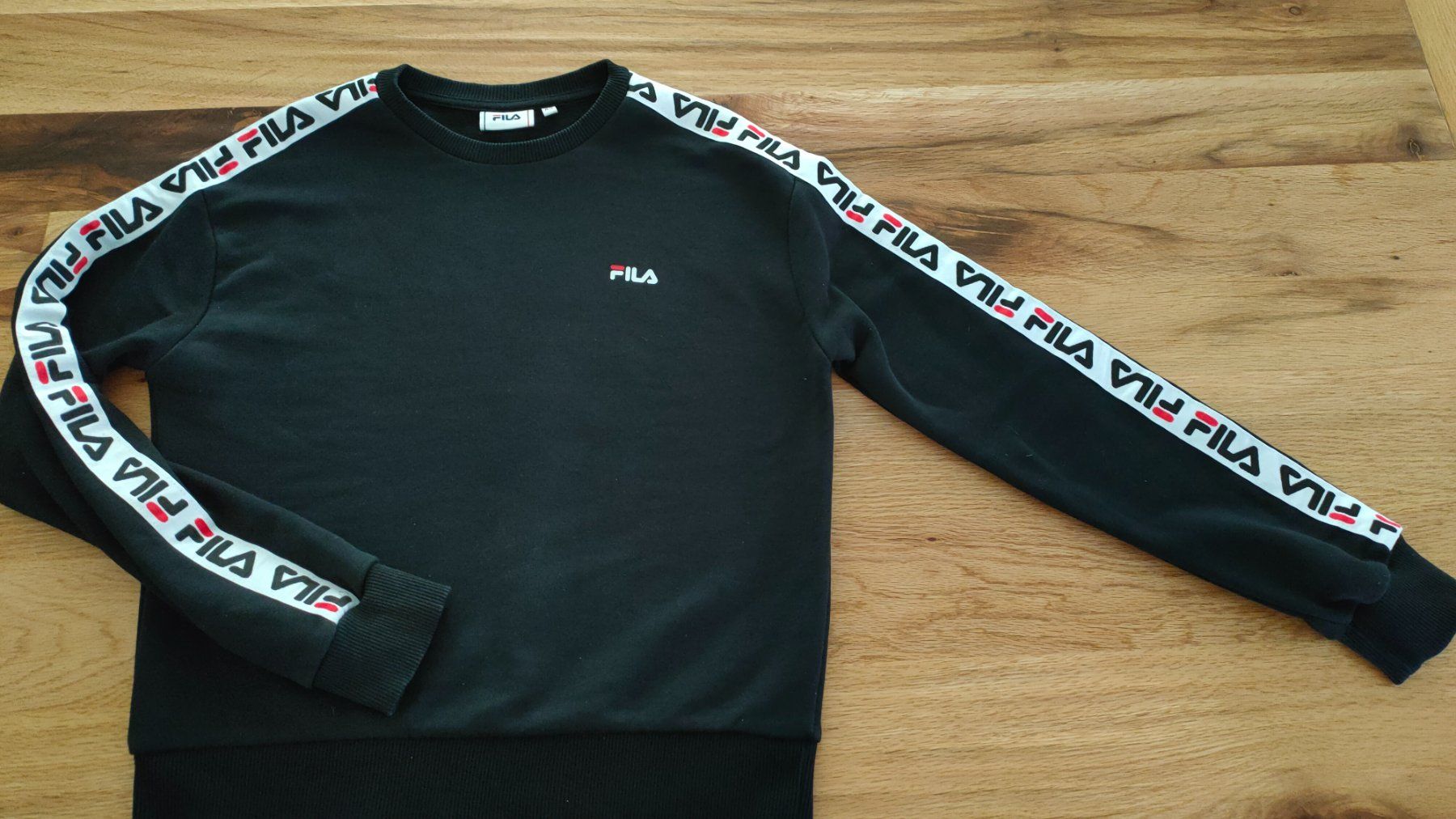 Fila Maglioni & Felpe: FILA Pullover XS schwarz – Usato da Villmergen venduto da toptip1970
