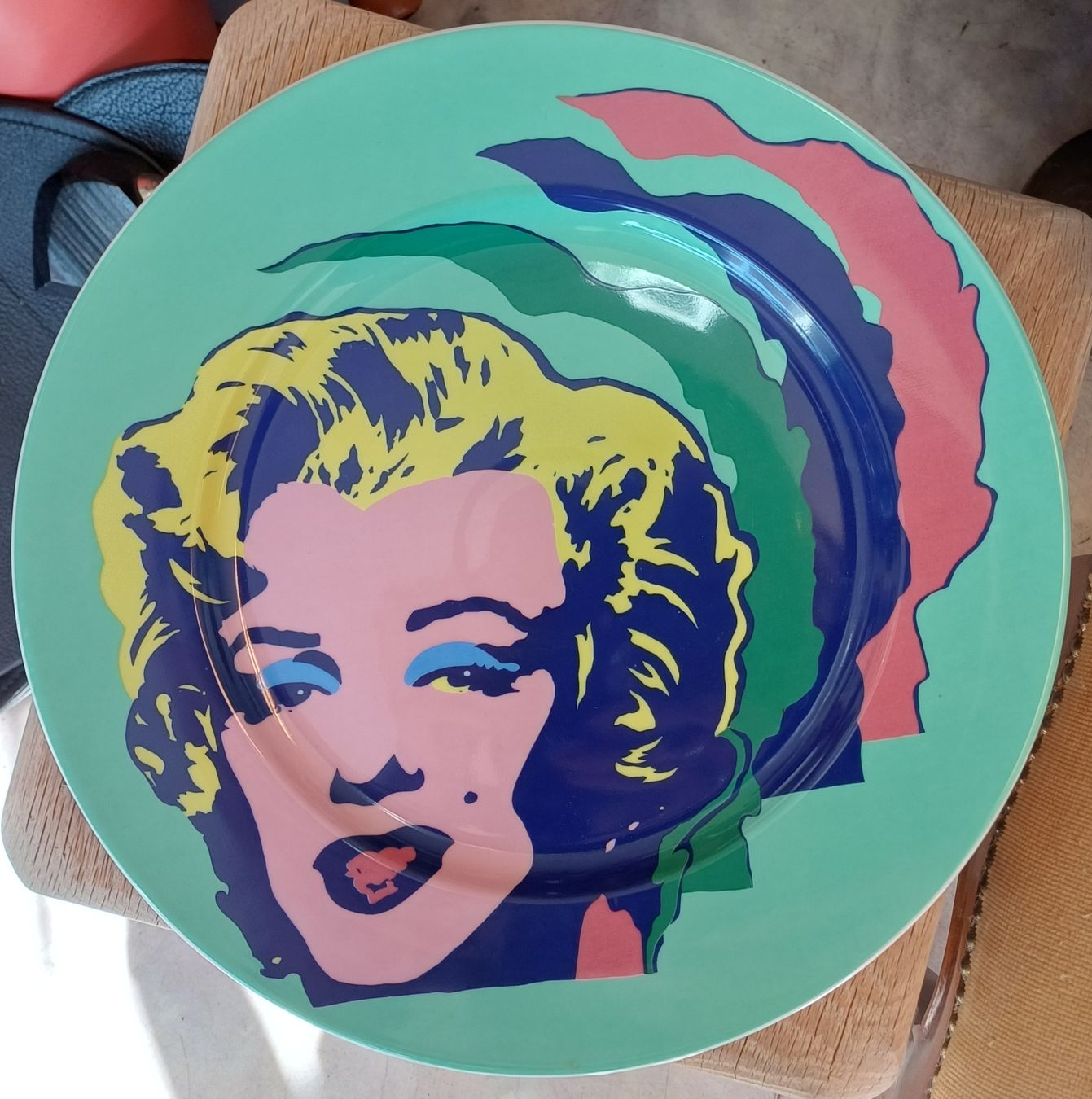Kahla Teller: neuwertiger Marylin Monroe Teller von Kahla – Gebraucht aus Merenschwand von Brockinell