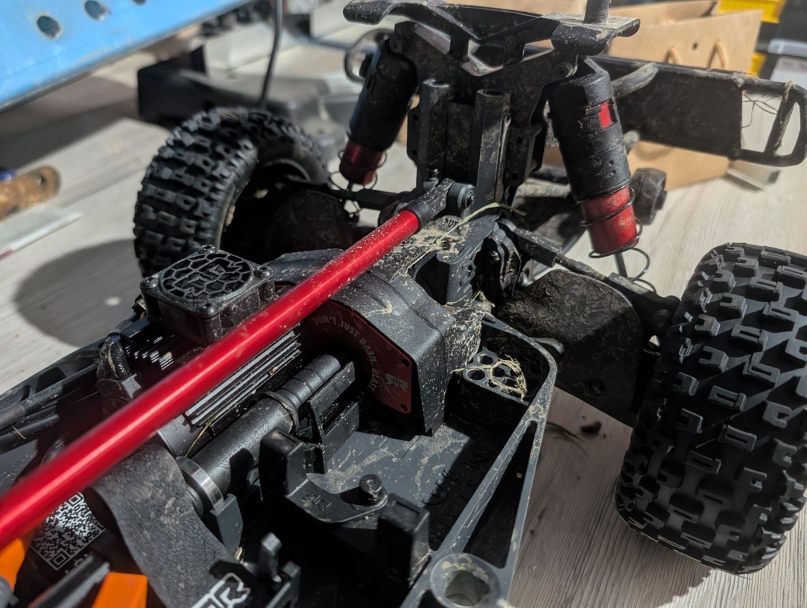 Arrma Modellismo RC: Arrma Mojave 1:8 mit 4S Akku – Usato da Sulzbach venduto da MercedesV8 7