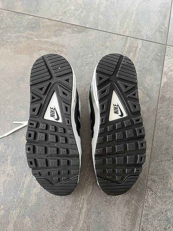 Scarpe da uomo: Nike Air Max Command - Neuwertig Gr. 40 – Usato da Baden venduto da Vebire 4