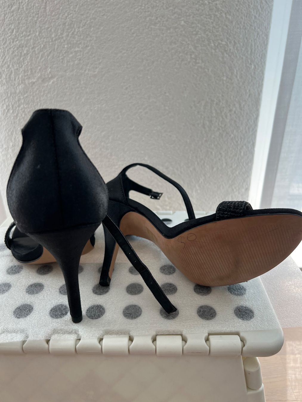 Aldo Damenschuhe: Schwarze Pumps glitzern - ungetragen – Neu (gemäss Beschreibung) aus Jona von n.ferrari 1