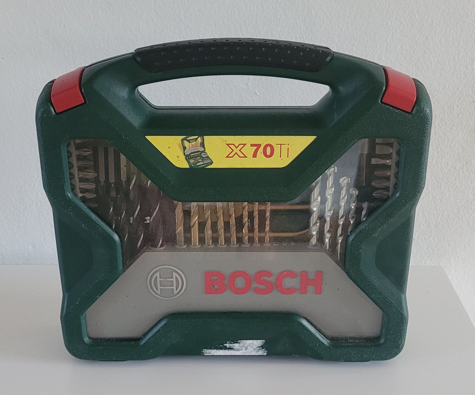Bosch Alle Werkzeuge: BOSCH X70Ti Bohrer- und Schrauberbit-Set 70-teilig – Gebraucht aus Safnern von spykie2