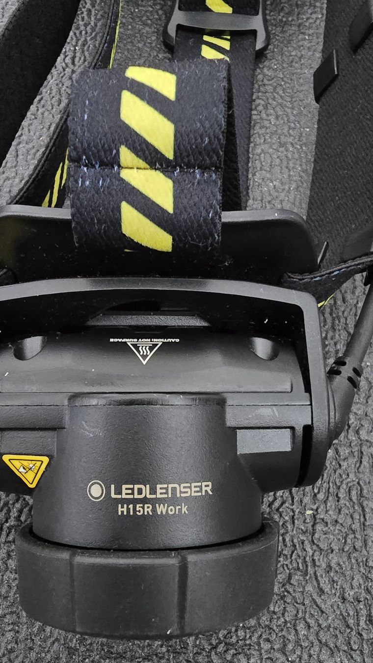 Ledlenser Lampade: Ledlenser H15R Work. Funktioniert top – Usato da Urtenen-Schönbühl venduto da vok_qw7w 4